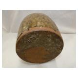 VIEW 6 CLOSEUP BOTTOM SIGNED WW