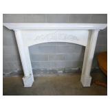 PAINTED WOODEN MANTEL