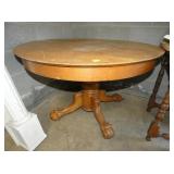 OAK DINNING TABLE W/ CLAW FEET