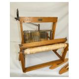 VIEW 3 HAND LOOM