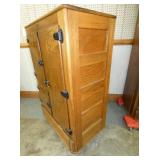 VIEW 2 CLOSEUP PANEL SIDES 31X46