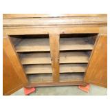 VIEW 6 INSIDE BOTTOM CUPBOARD