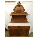 VICTORIAN WALNUT SIDEBOARD