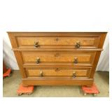 VICT. WALNUT 3 DRAWER MARBLE TOP CHEST
