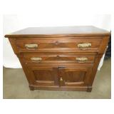 VIEW 2 CLOSEUP WASHSTAND