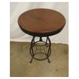 VIEW 2 CLOSEUP ROUND TOP