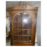 VIEW 2 CLOSEUP W/ ARCH DOOR