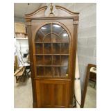 VIEW 4 BROKEN ARCH CORNER CUPBOARD