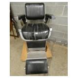 BELMONT BARBER CHAIR