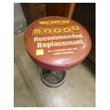 MONROE SHOCKS STATION STOOL