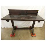 VIEW 2 CLOSEUP OTHERSIDE NICE TABLE