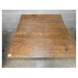 VIEW 2 CLOSEUP TOP TABLE