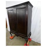 VIEW 2 QUEEN ANN LEGS 45X69