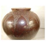 VIEW 3 4G. POTTERY JAR