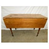 EARLY PINE DROPLEAF TABLE