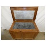 VIEW 3 LIFT TOP ICE BOX