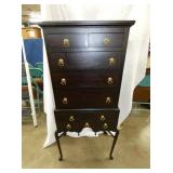 LADIES LINEN CHEST