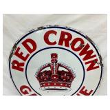 CLOSEUP W/ RED CROWN