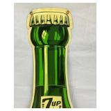 TOP VIEW 7UP BOTTLE ACSIGN