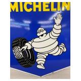 MEASURES 24X31 NICE COLOR AND GLOSS