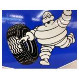 CLOSEUP NICE GRAPHICS