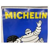 TOP CLOSEUP MICHELIN MAN