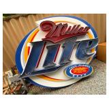 LG UNUSUAL MILLER LITE NEON CAN SIGN