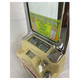 CLOSEUP PENNY SCALES