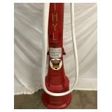 CLOSE UP CAST IRON BASE