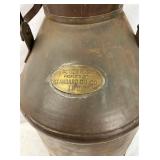 5G. STANDARD OIL GAS CAN