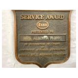 CLOSEUP 7X8 WALL PLAQUE