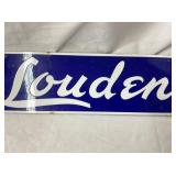 CLOSEUP PORC. LOUDEN SIGN