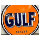 CLOSE UP GULF DEALER SIGN 