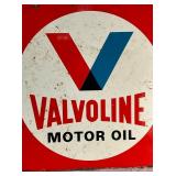 CLOSE UP SIDE 2 VALVOLINE SIGN 