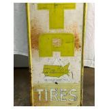 CLOSE UP W/USA MAP MEASURES 16X60 