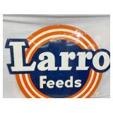 CLOSE UP LARRO FEED SIGN 