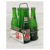 7UP CARRIER W/ BUBBLE BOTTLES