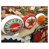 GROUP PHOTO CONTEMPORARY PUMP GLOBES