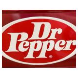 CLOSE UP EMB. DR. PEPPER
