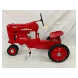 FARMALL MODEL 400 PEDAL TRACTOR