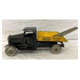 EARLY METALCRAFT TOW TRUCK