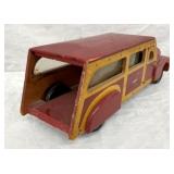 BUDDYL WOOY STATION WAGON WAR TIME TOY