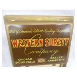 CLOSEUP EARLY CALENDAR 10X15