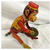 TIN LITHO KEYWIND MONKEY 