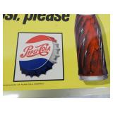 CLOSE UP BOTTOM PEPSI EASEL BACK