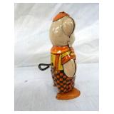 SIDE VIEW 5IN. KEYWIND PIG