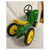 JOHN DEERE 20 MOD. 0-65 ERTL PEDAL
