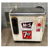 IDEAL MODEL 55 7UP DRINK BOX