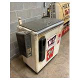 RIGHTSIDE SIDE W/COIN BOX-CAP CATCHER