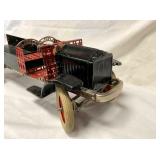 CLOSE UP FRONT END GILBERT ERECTOR TOY